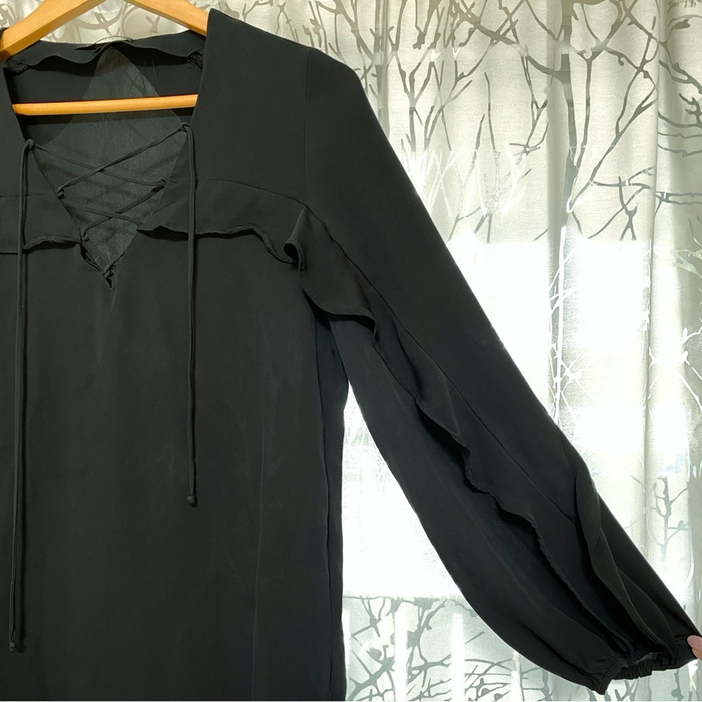 KOBI HALPERIN black silk Lace Up v-neck Ruffle Trim long sleeve Blouse top - Picture 3 of 7